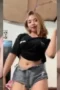 tiktokers-selya-joget-tiktok-goyang-memek